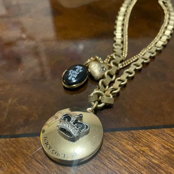 Juicy Couture Circle Locket Necklace - Picture 1 of 2